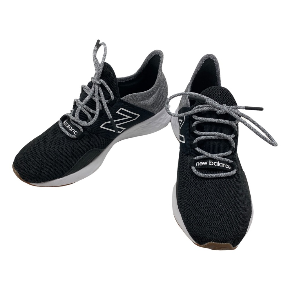 New Balance Fresh Foam Roav Womens Sz 8.5 Black/Silver